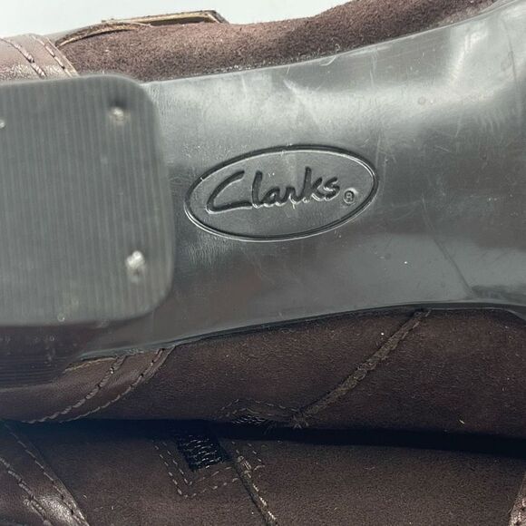 Clarks Ankle Booties Brown Ankle Belted 4 inch heel - Women’s 9M - Picture 9 of 9